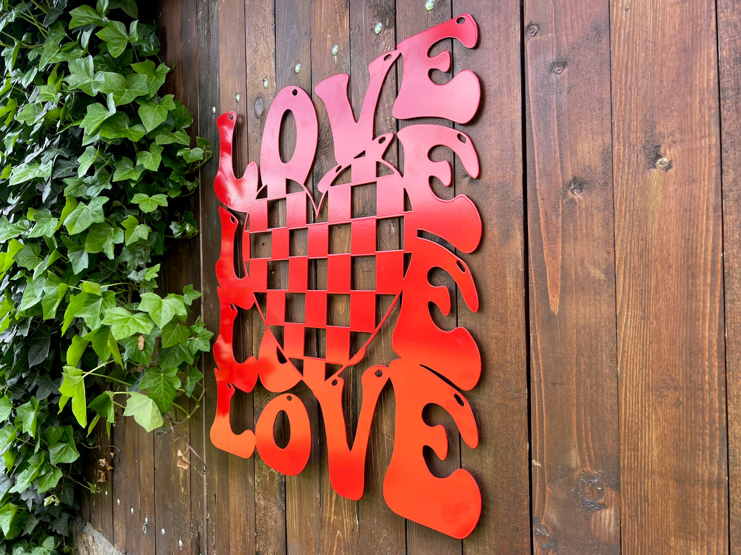 DECORAȚIUNE PERETE METALICĂ  LOVE